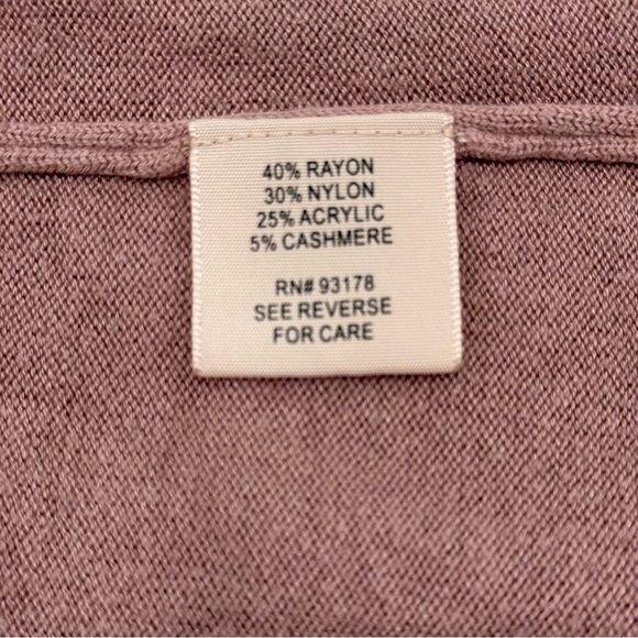 Philosophy Women’s Cashmere Blend Muted Pink Skull Print V-Neck Sweater Small - Picture 8 of 13